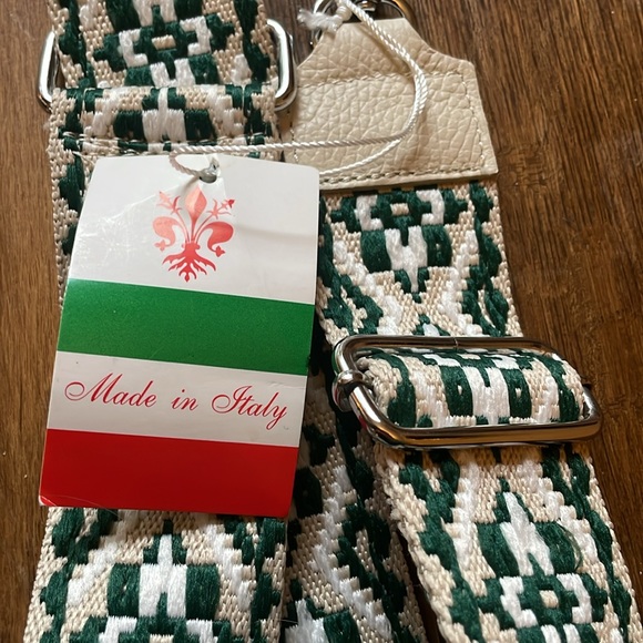 Guitar strap crossbody strap made in Italy. Purchased in Rome. - Picture 7 of 7